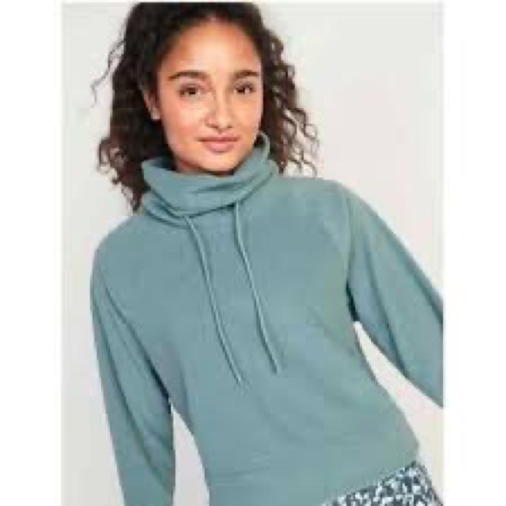Old Navy Cropped Cowl Sweatshirt